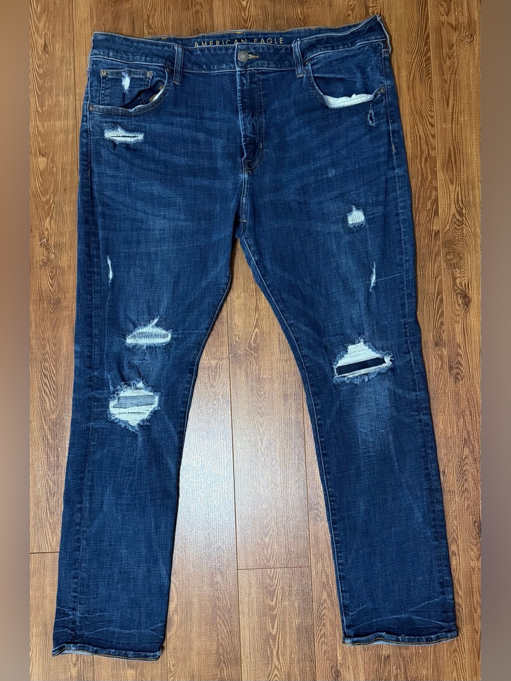 Men’s American Eagle Outfitters Distressed Denim Jeans - Slim Fit - Size 42 x 32